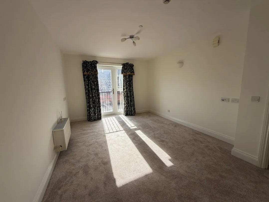 Westbury Lane, Newport Pagnell, MK16, photo 4