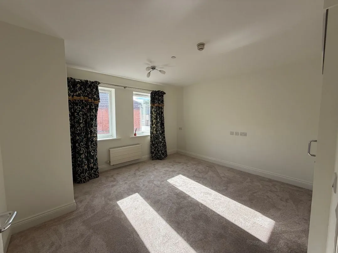 Westbury Lane, Newport Pagnell, MK16, photo 5