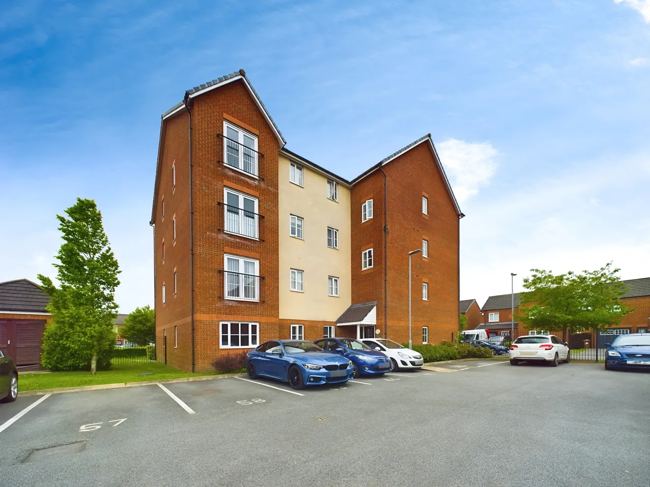 2 bed flat for sale — Cunningham Court, Eccleston, St Helens, WA10