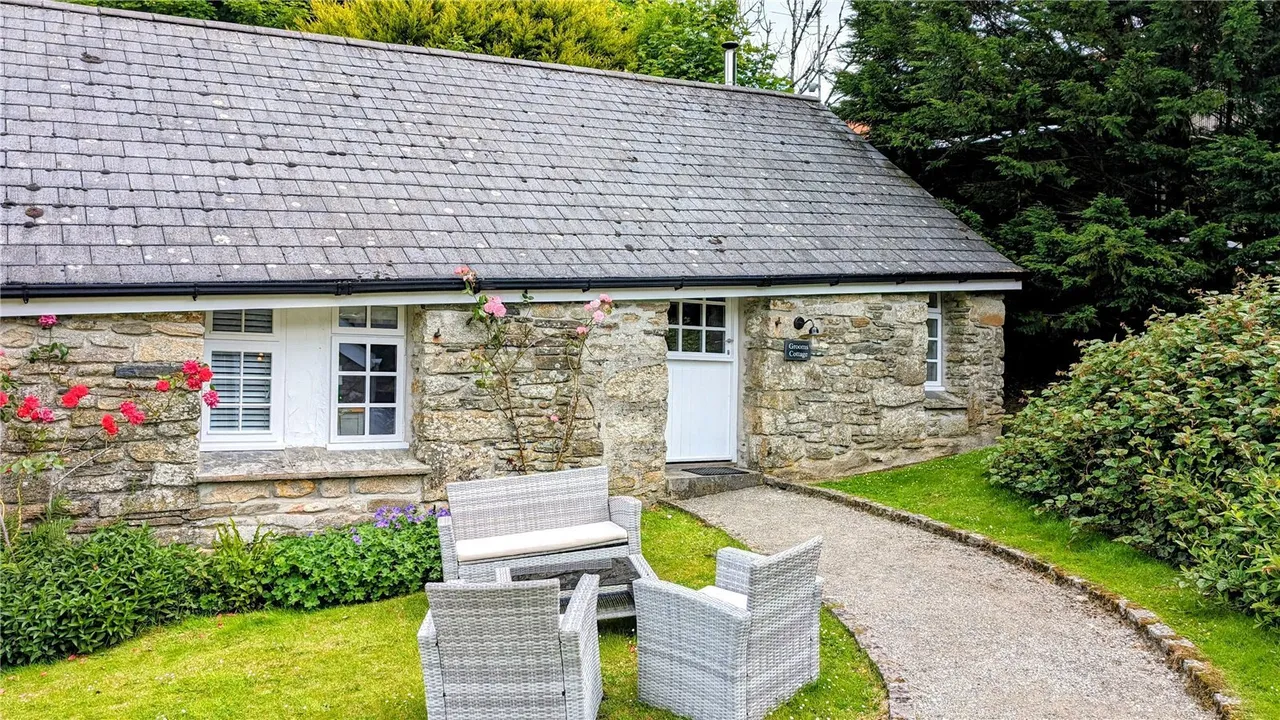 2 bed house for sale, Advent, Camelford, PL32