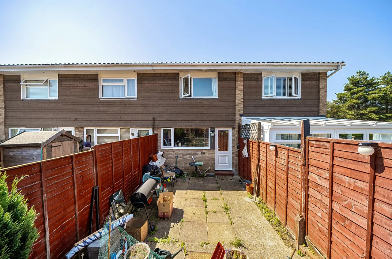 Ticonderoga Gardens, Woolston, SO19, photo 10