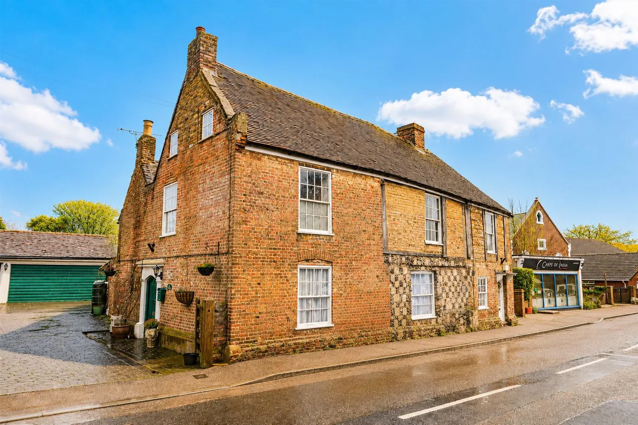 High Street, Minster, Ramsgate, Kent, CT12 4BU, photo 8