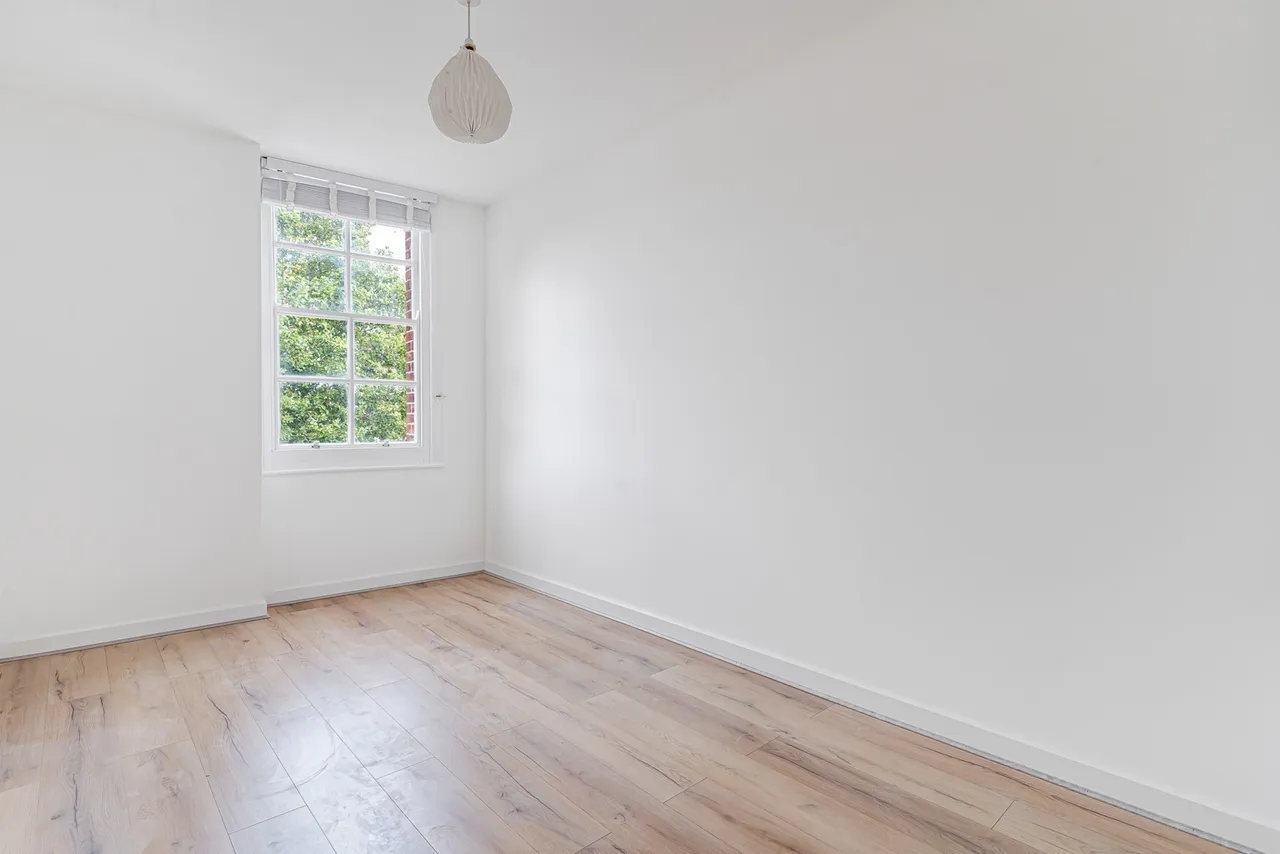 East Arbour Street, Stepney Green, E1, photo 14