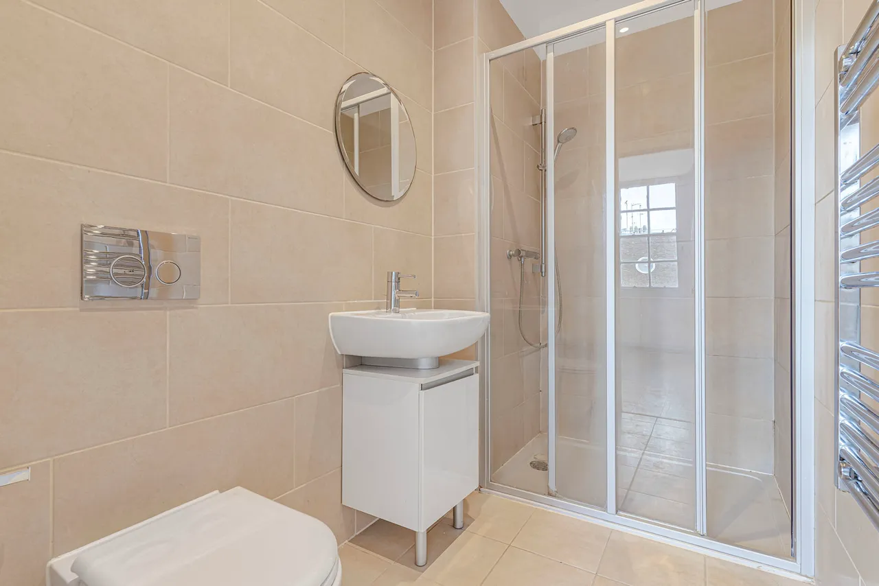 East Arbour Street, Stepney Green, E1, photo 6