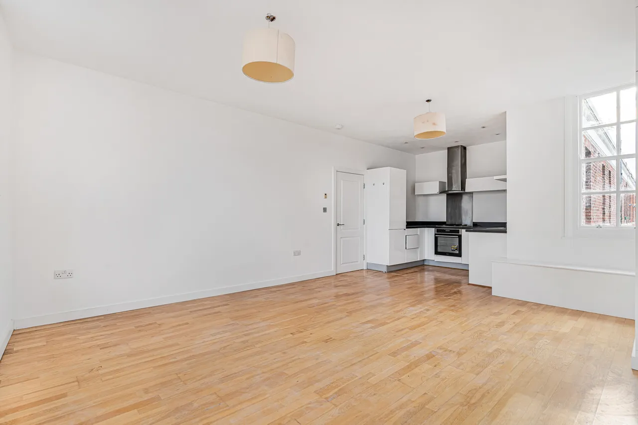 East Arbour Street, Stepney Green, E1, photo 11