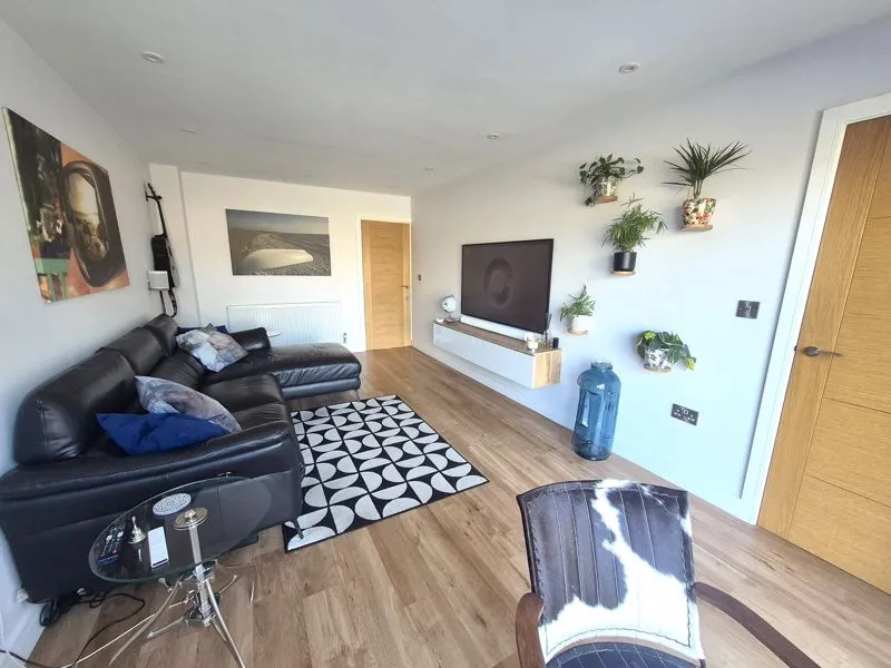 Charlesdale Drive, Aldridge, WS9, photo 3