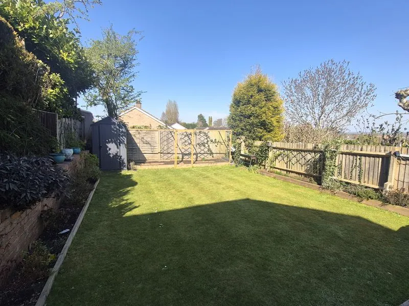 Charlesdale Drive, Aldridge, WS9, photo 2