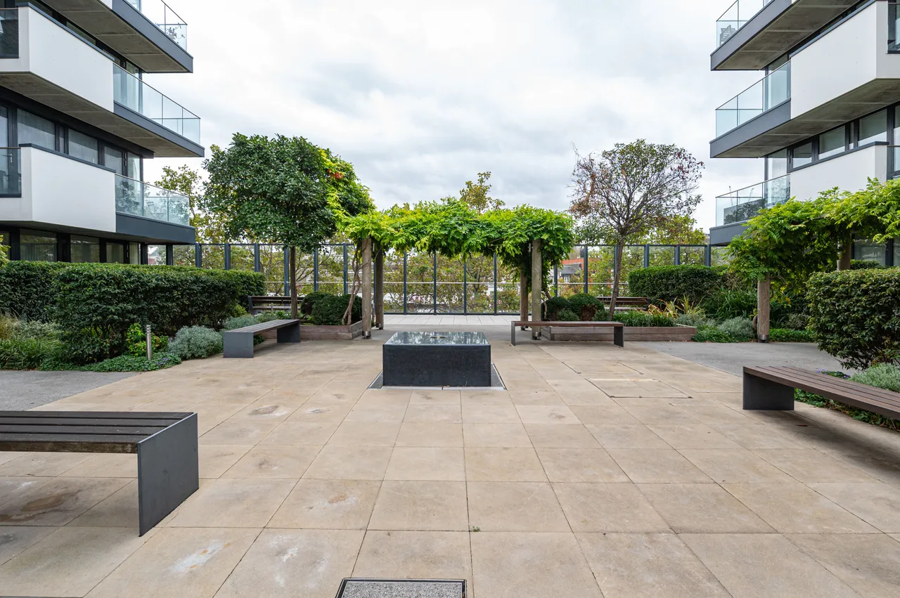 London, SE18, photo 18