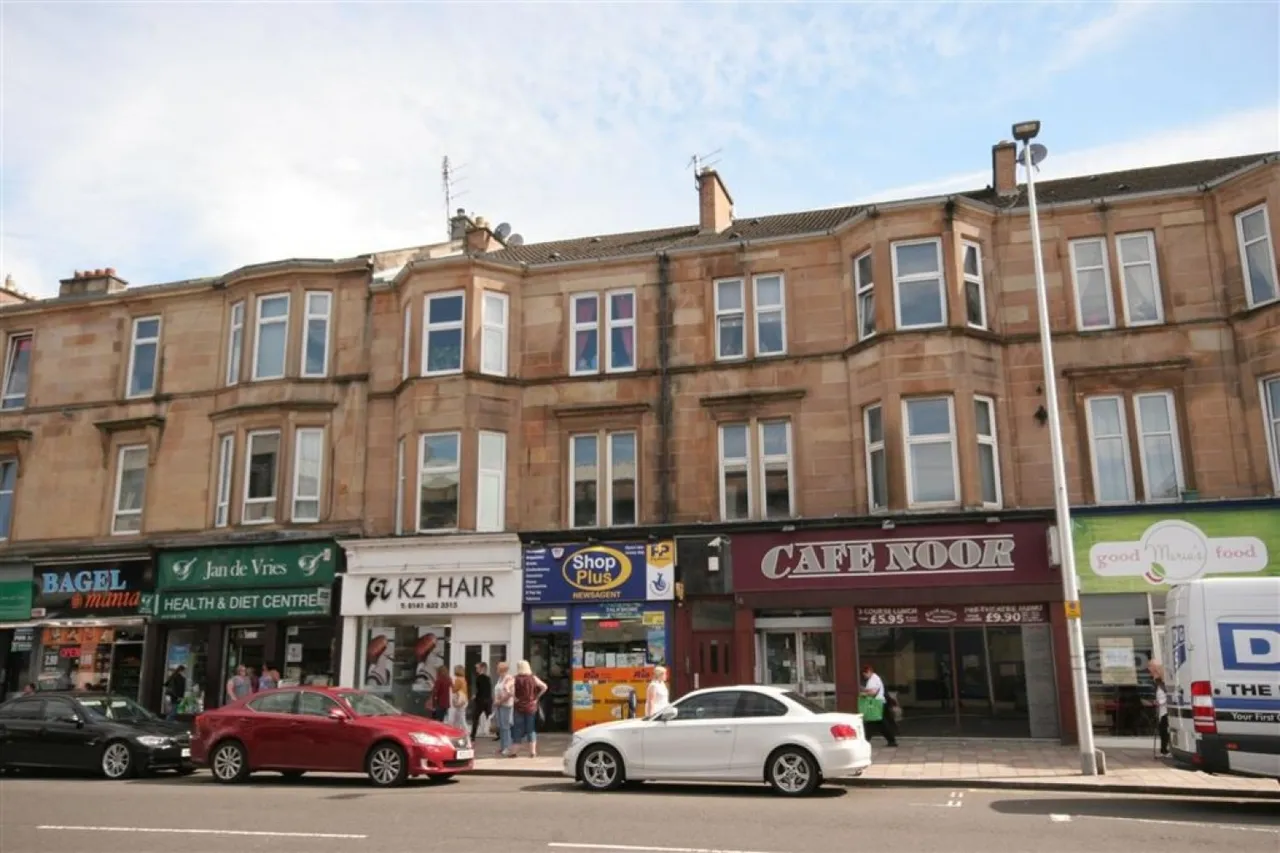 2 bed flat for sale — 2/2, 39 Kilmarnock Road