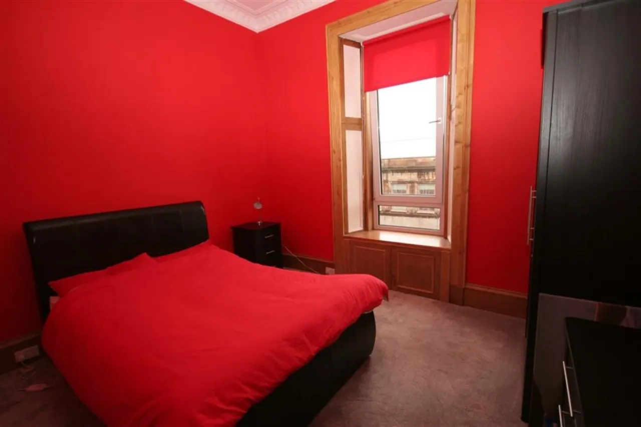 2/2, 39 Kilmarnock Road, photo 4