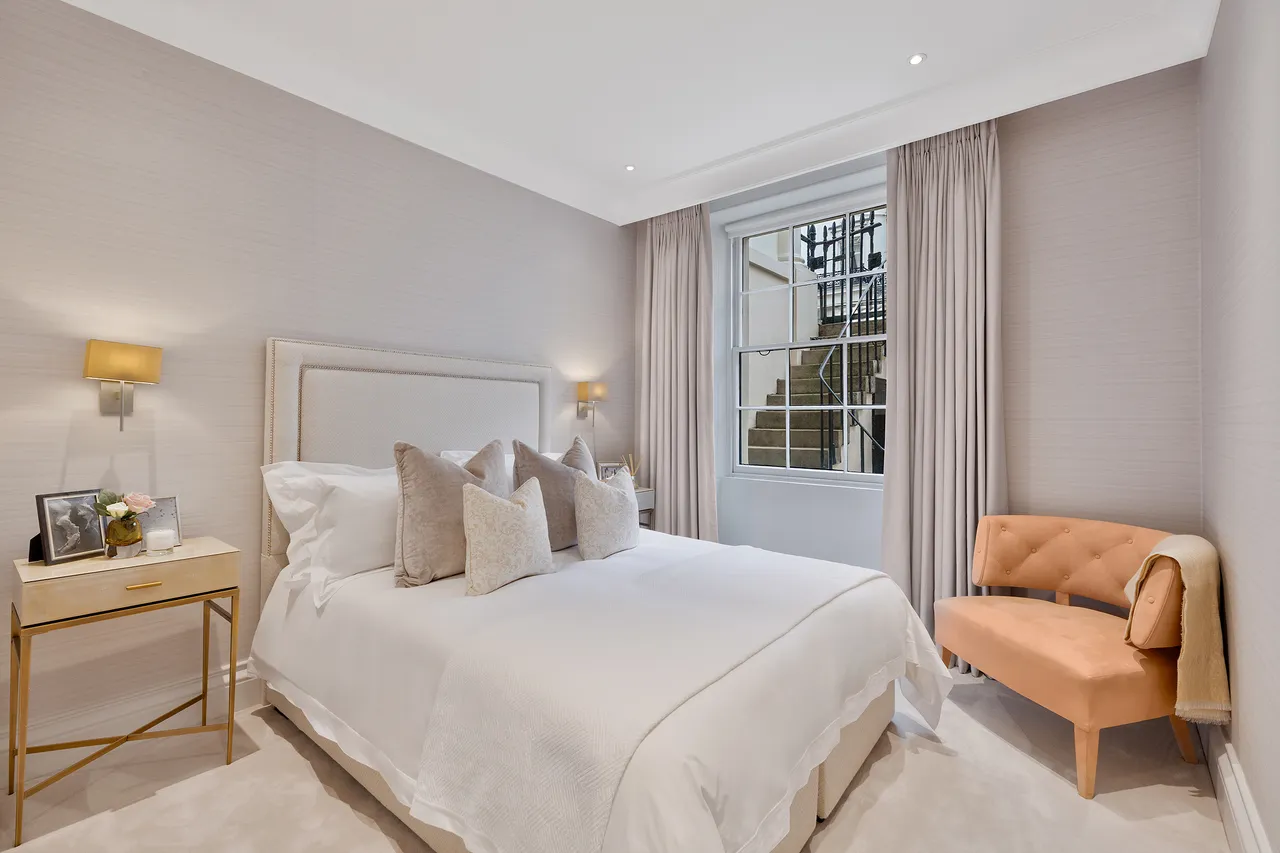 Eaton Place, Belgravia, London, photo 12
