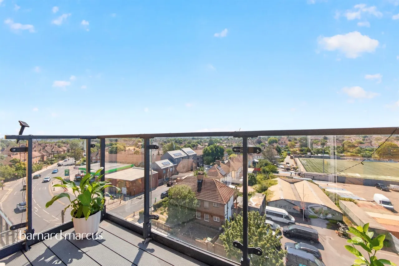 Rowland Road, London, N17, photo 24