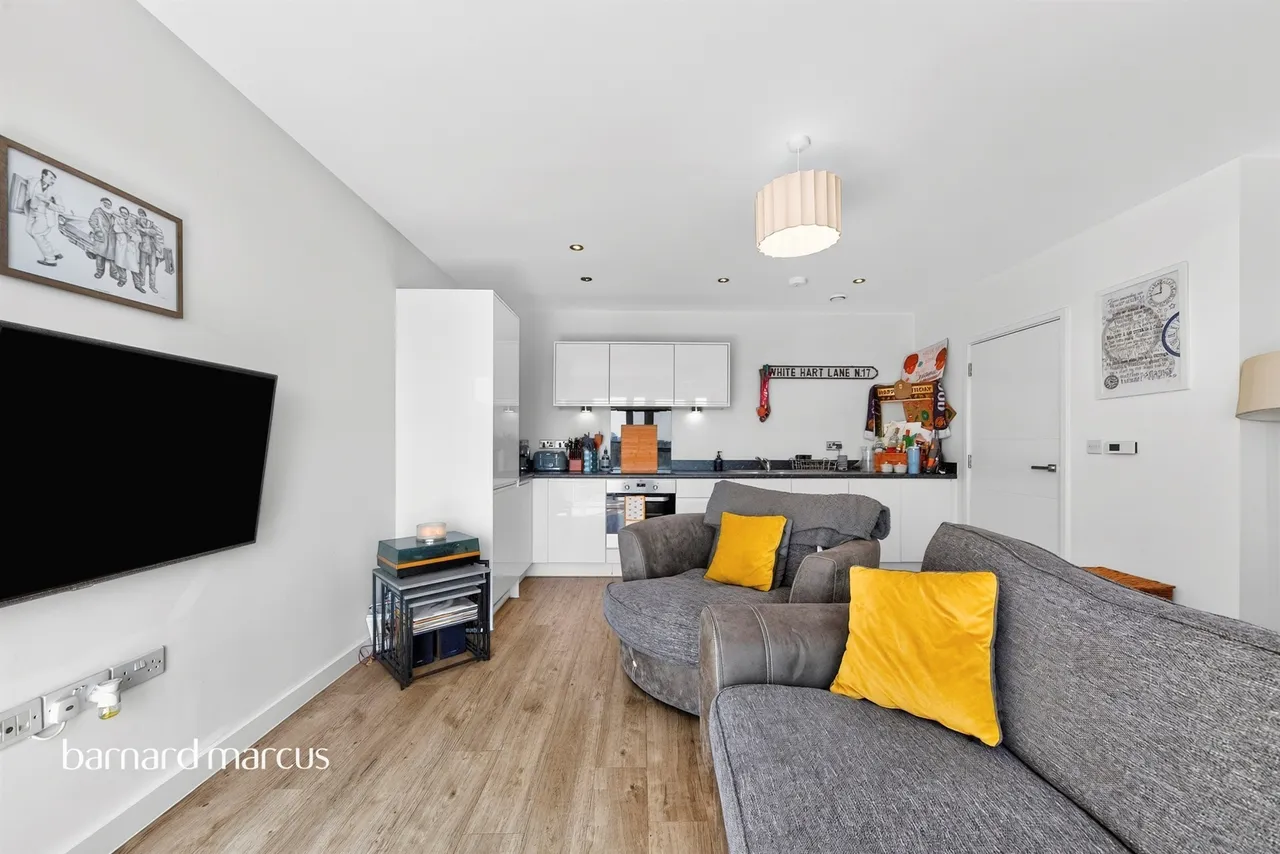 Rowland Road, London, N17, photo 9