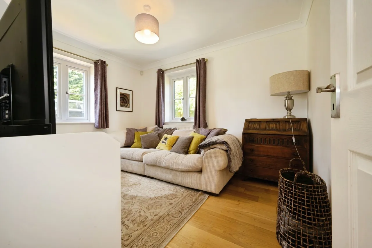 Church End, Thurleigh, Bedford, Bedfordshire, MK44, photo 13