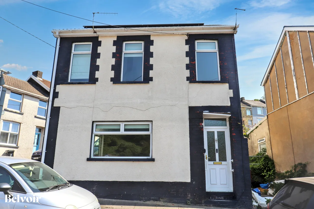 3 bed house for sale — Grove Terrace, Bedlinog, Merthyr Tydfil, CF46