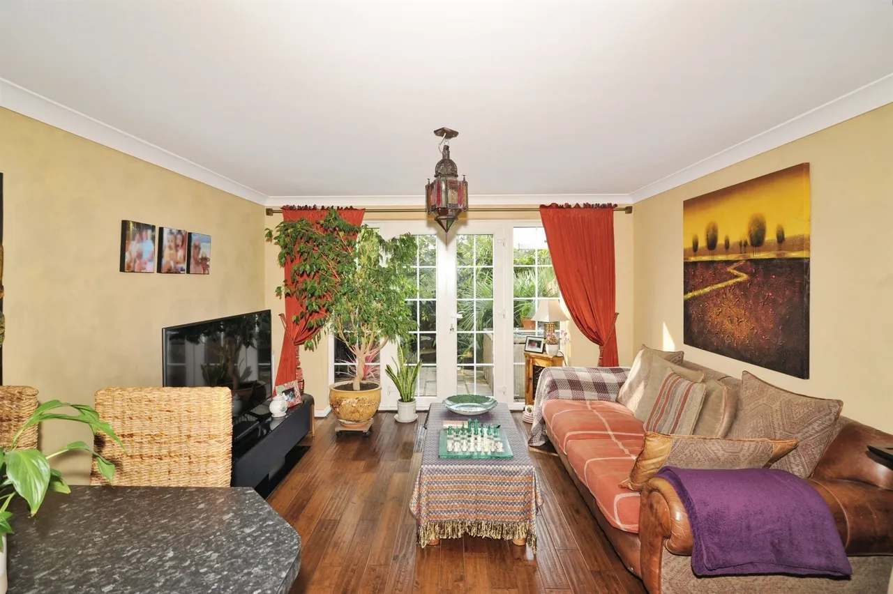 Celandine Drive, St. Leonards-On-Sea, TN38, photo 3