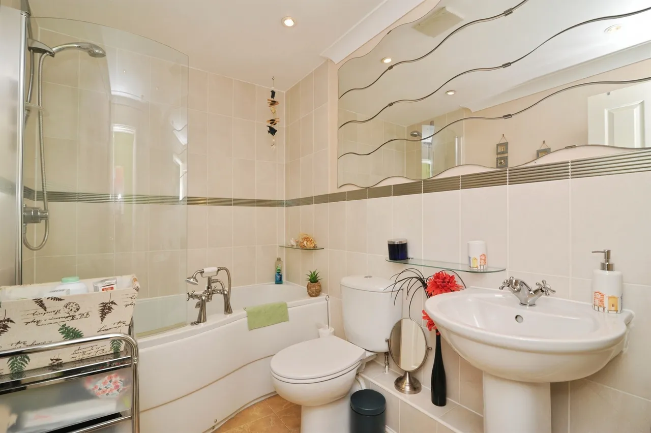 Celandine Drive, St. Leonards-On-Sea, TN38, photo 13