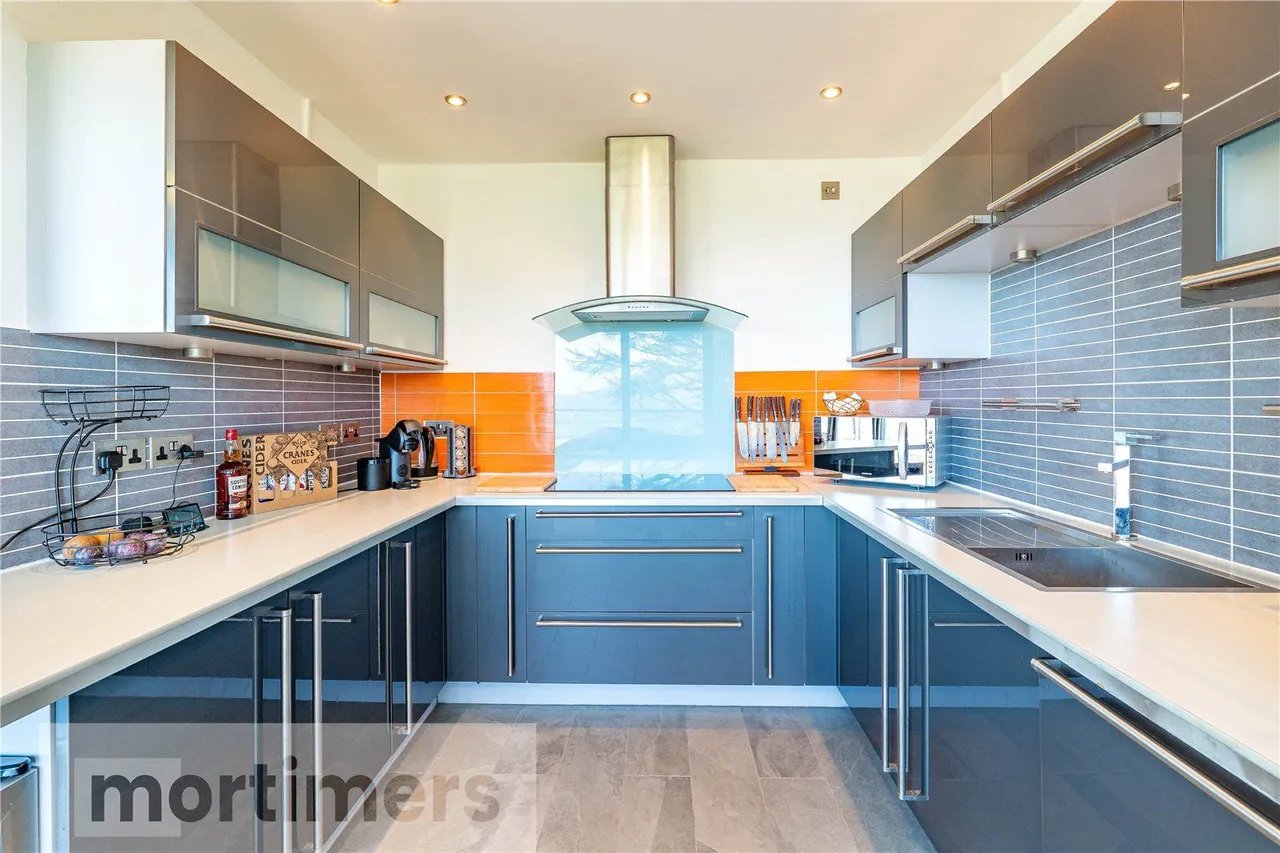 Belthorn Road, Belthorn, BB1, photo 11
