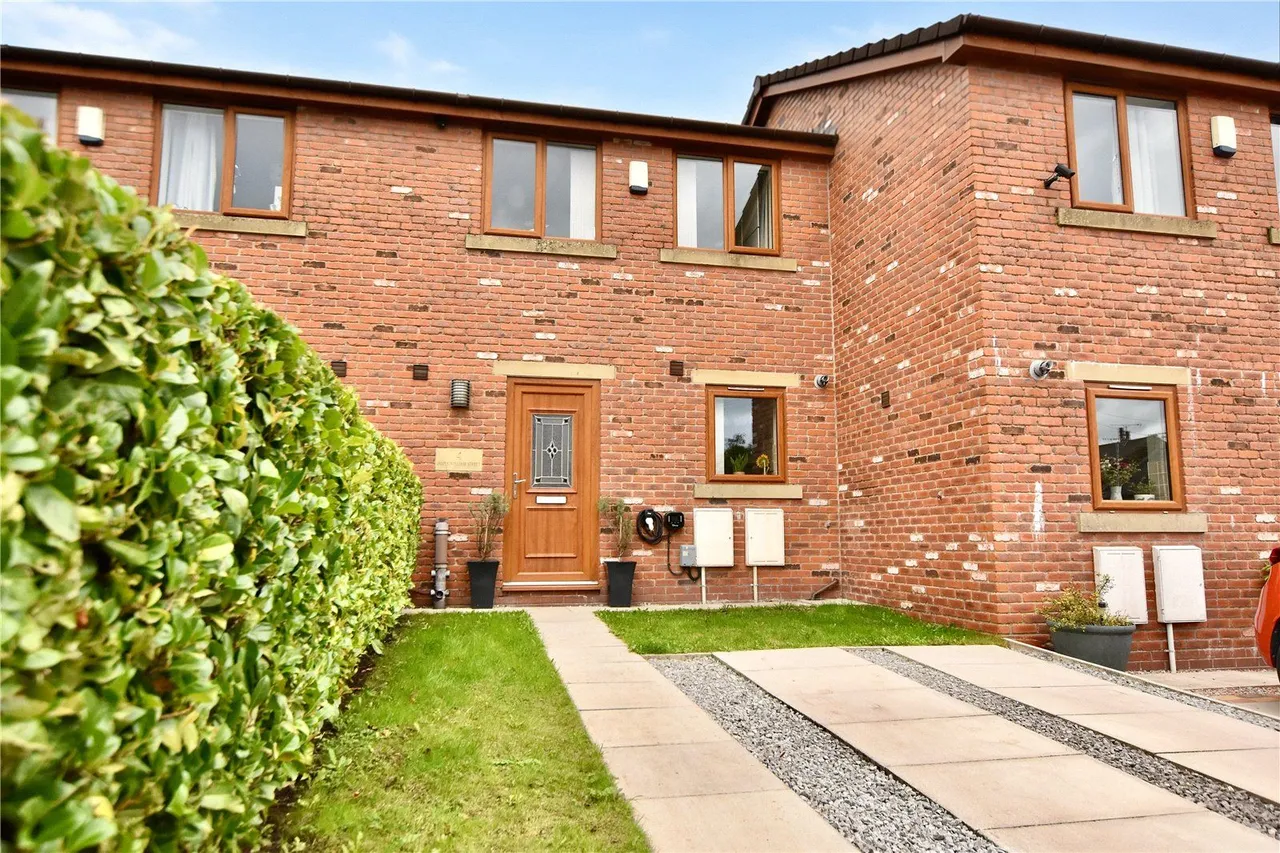 3 bed house for sale, James William Street, Littleborough, OL15