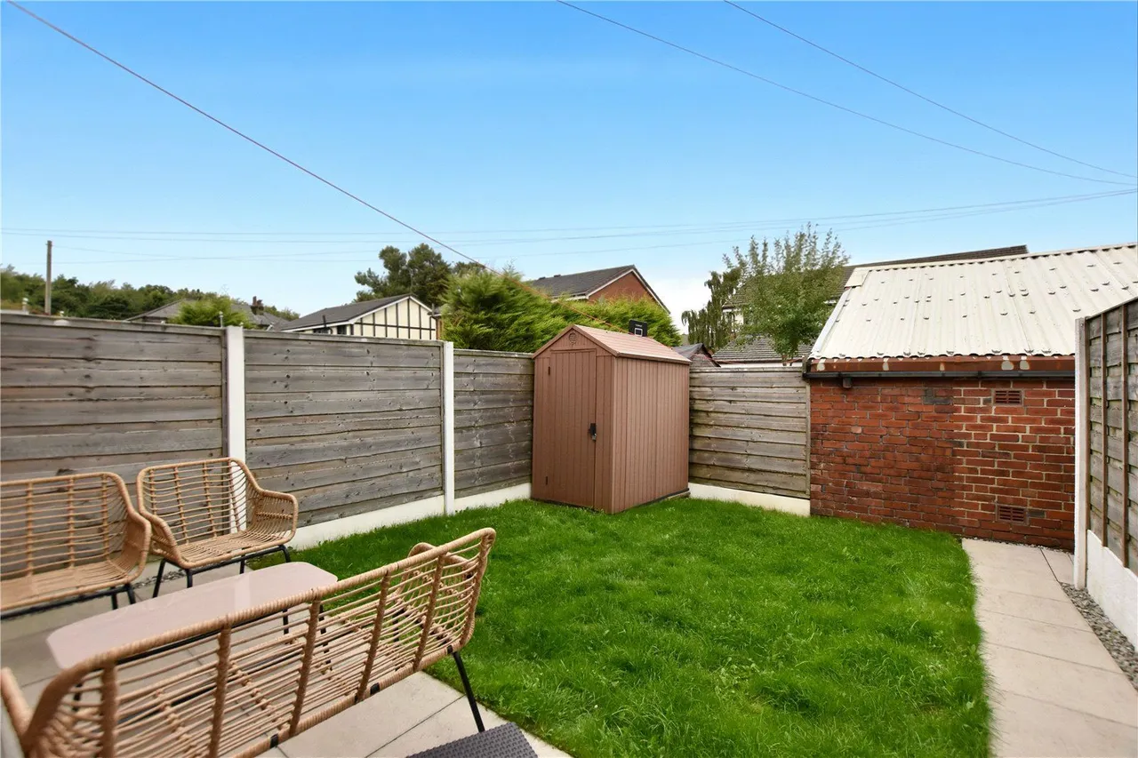 James William Street, Littleborough, OL15, photo 3