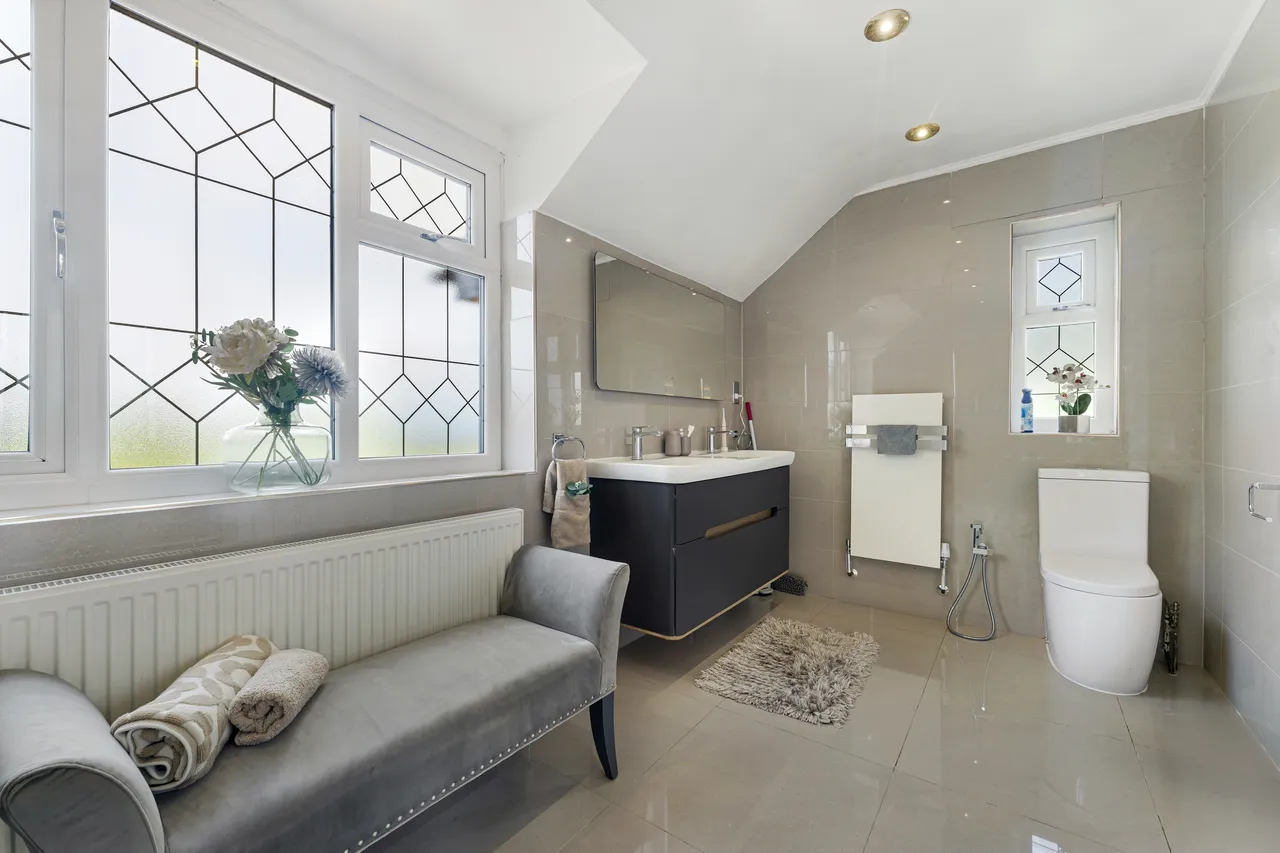 Werneth Road, Woodley, SK6, photo 26