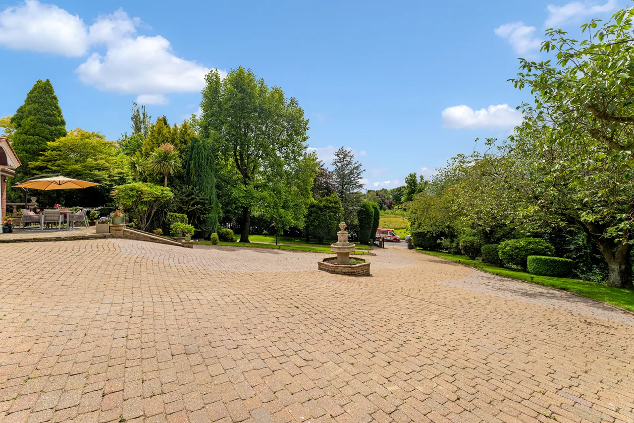 Werneth Road, Woodley, SK6, photo 5