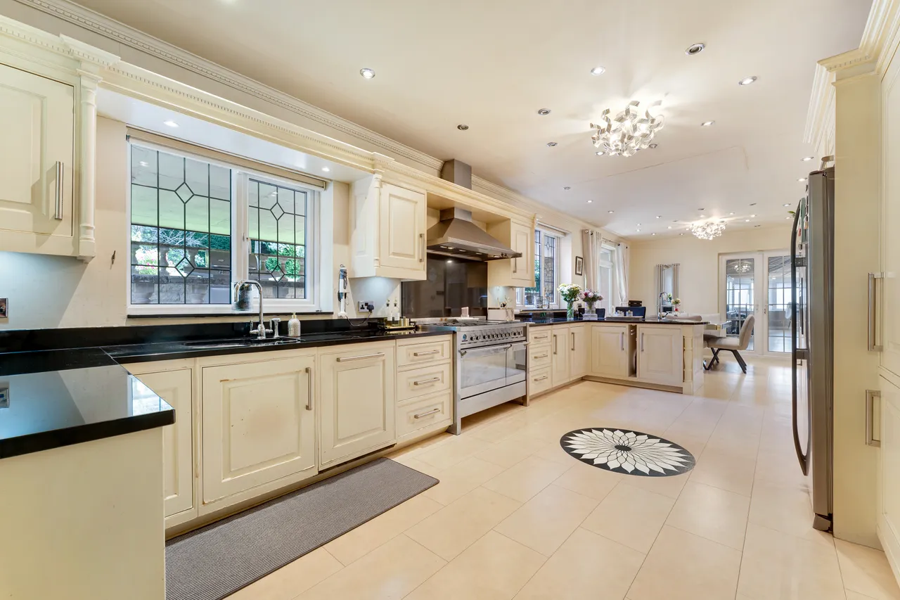 Werneth Road, Woodley, SK6, photo 17