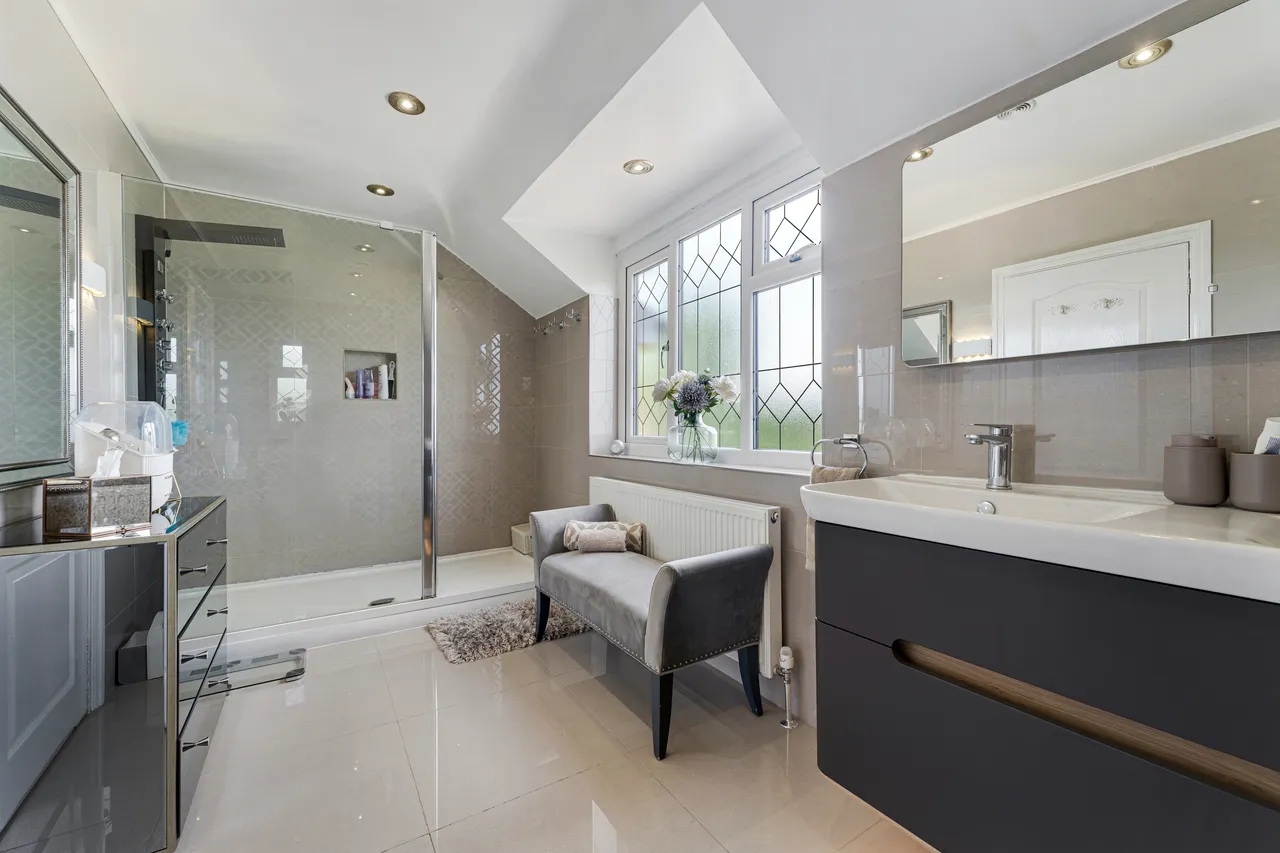 Werneth Road, Woodley, SK6, photo 25