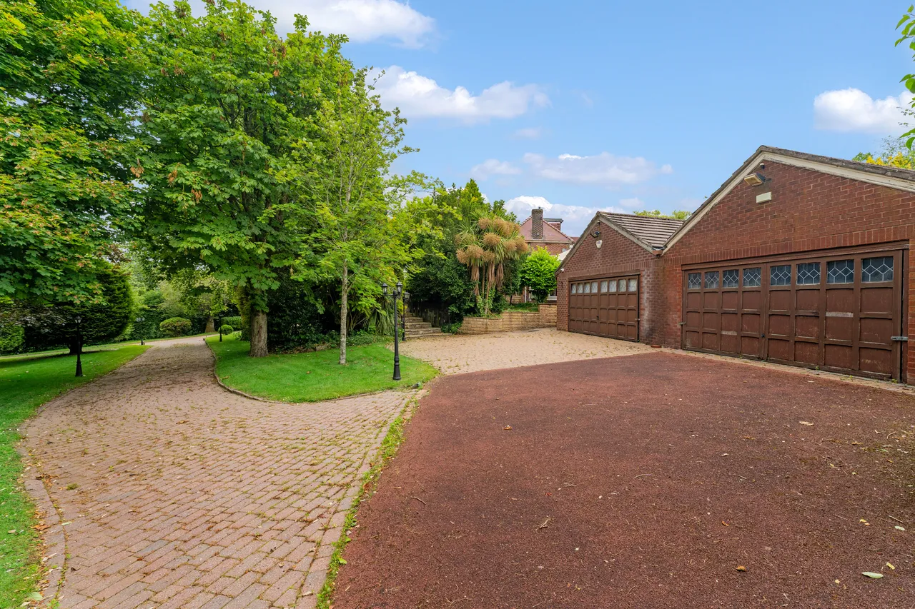 Werneth Road, Woodley, SK6, photo 3
