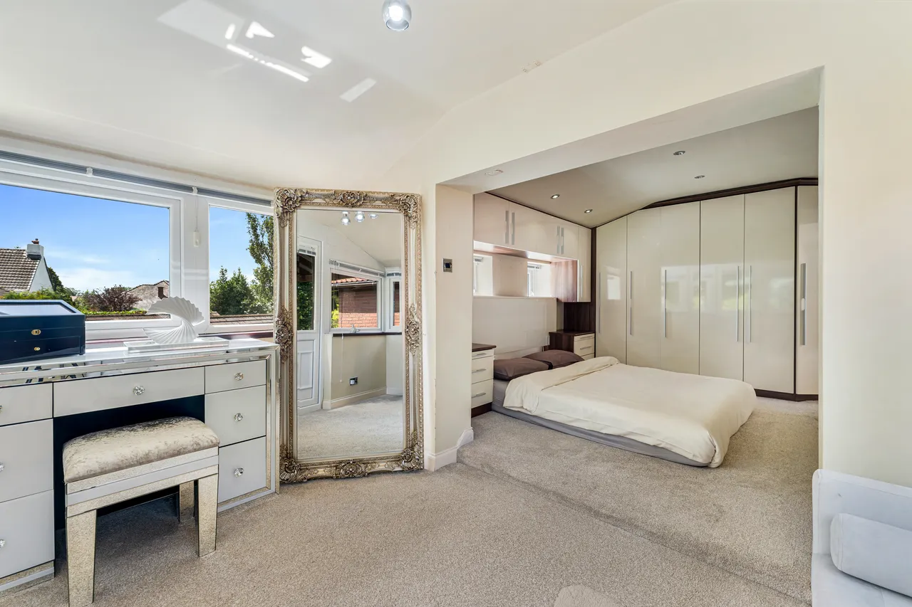 Werneth Road, Woodley, SK6, photo 31