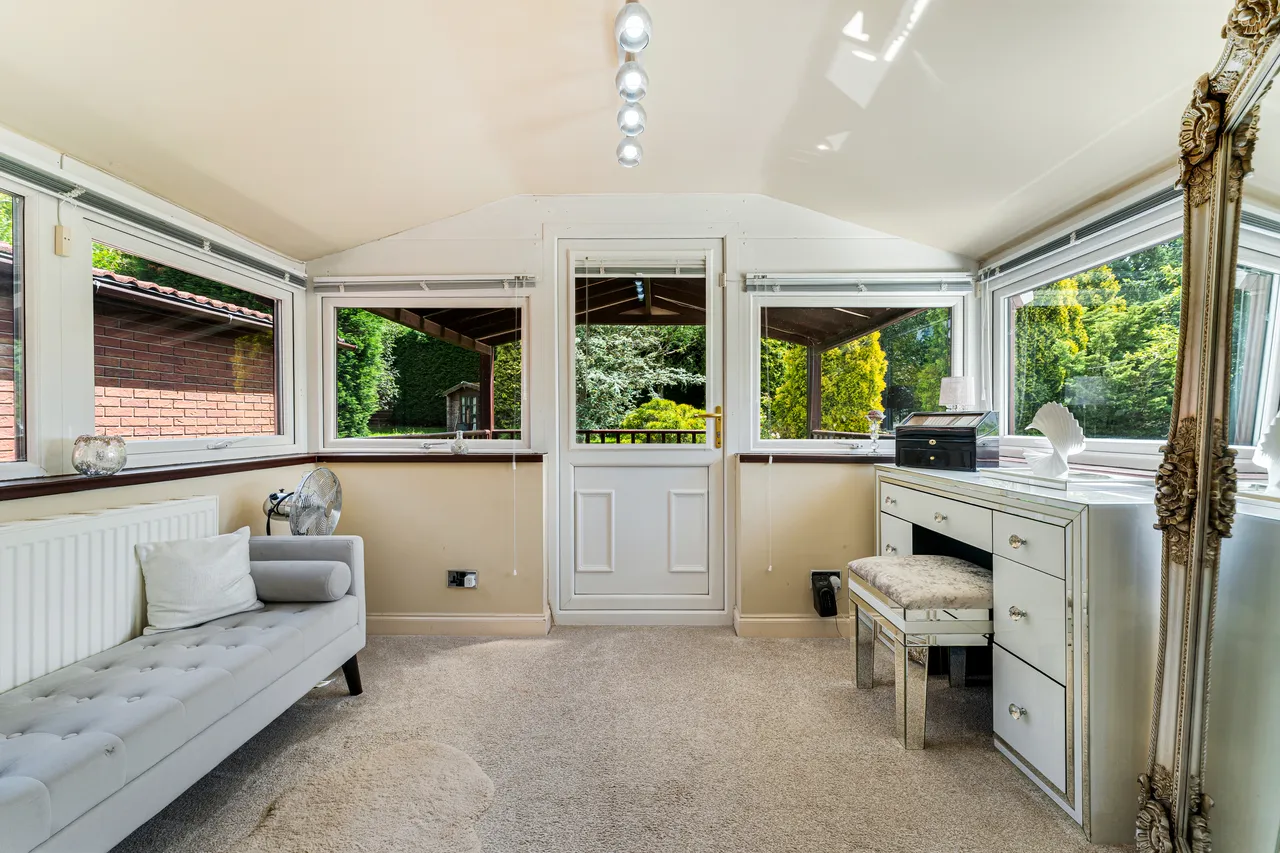 Werneth Road, Woodley, SK6, photo 32