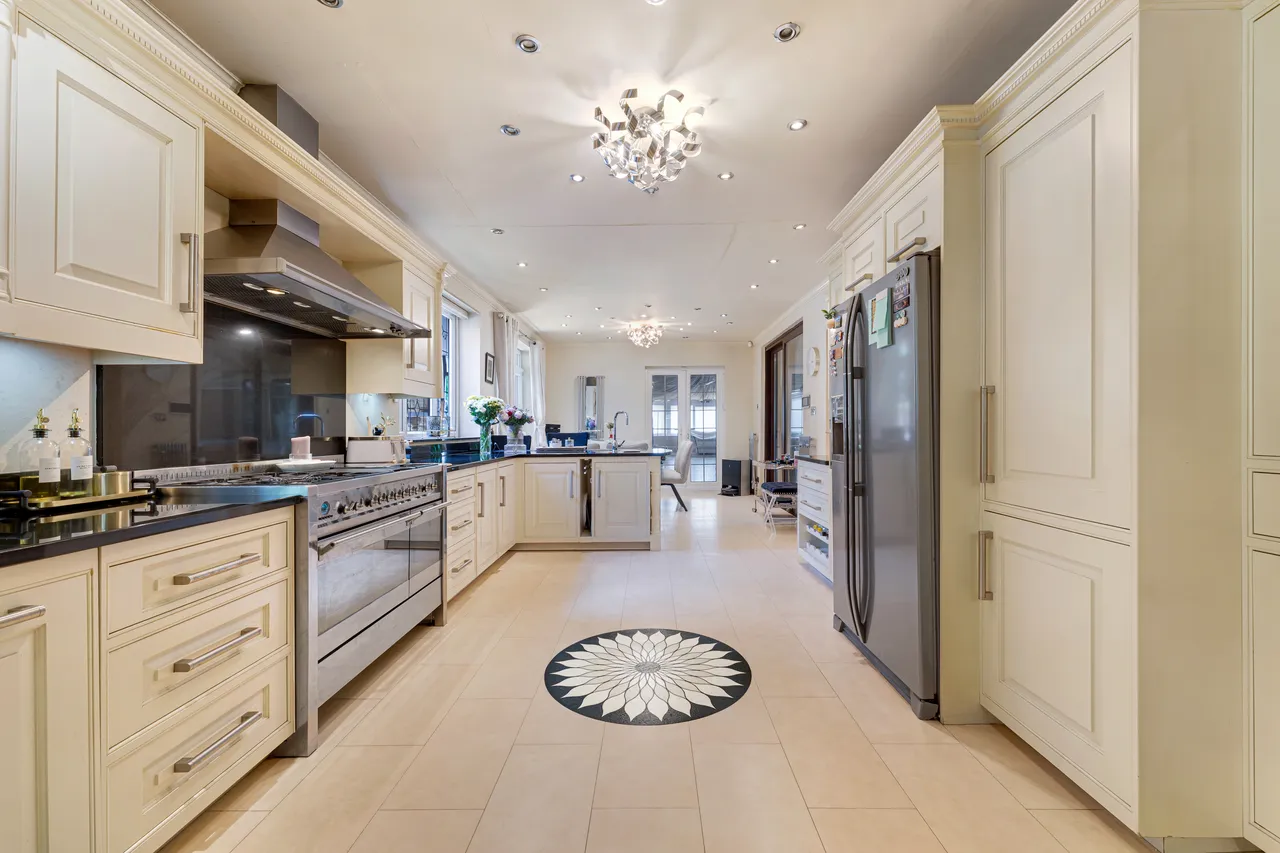 Werneth Road, Woodley, SK6, photo 16