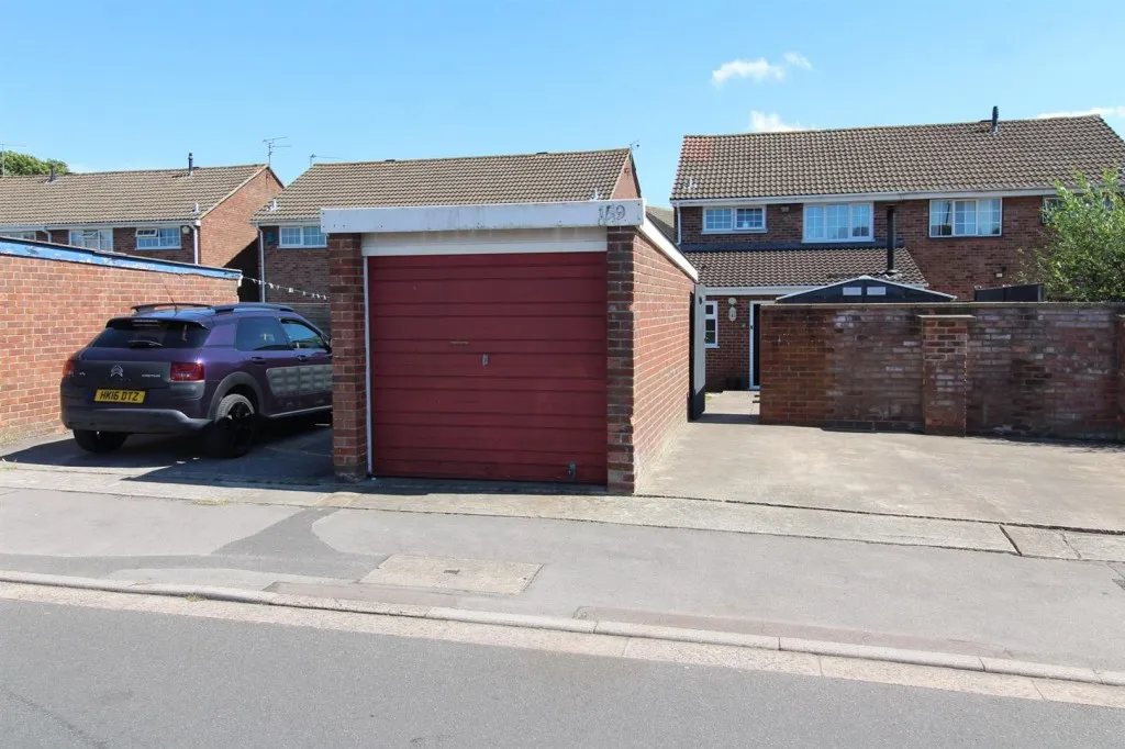 Brockworth, Yate, BS37, photo 4