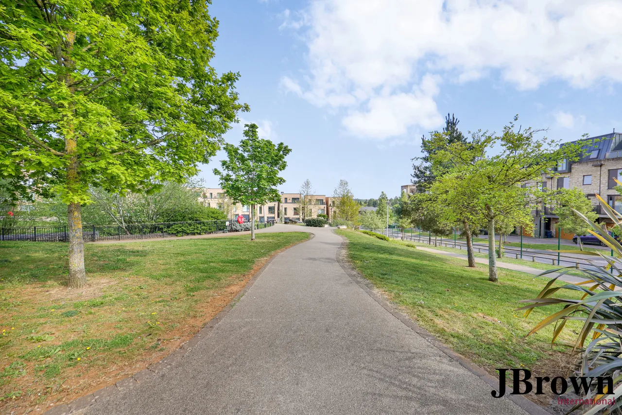Stamford Building, Millbrook Park, NW7, photo 19