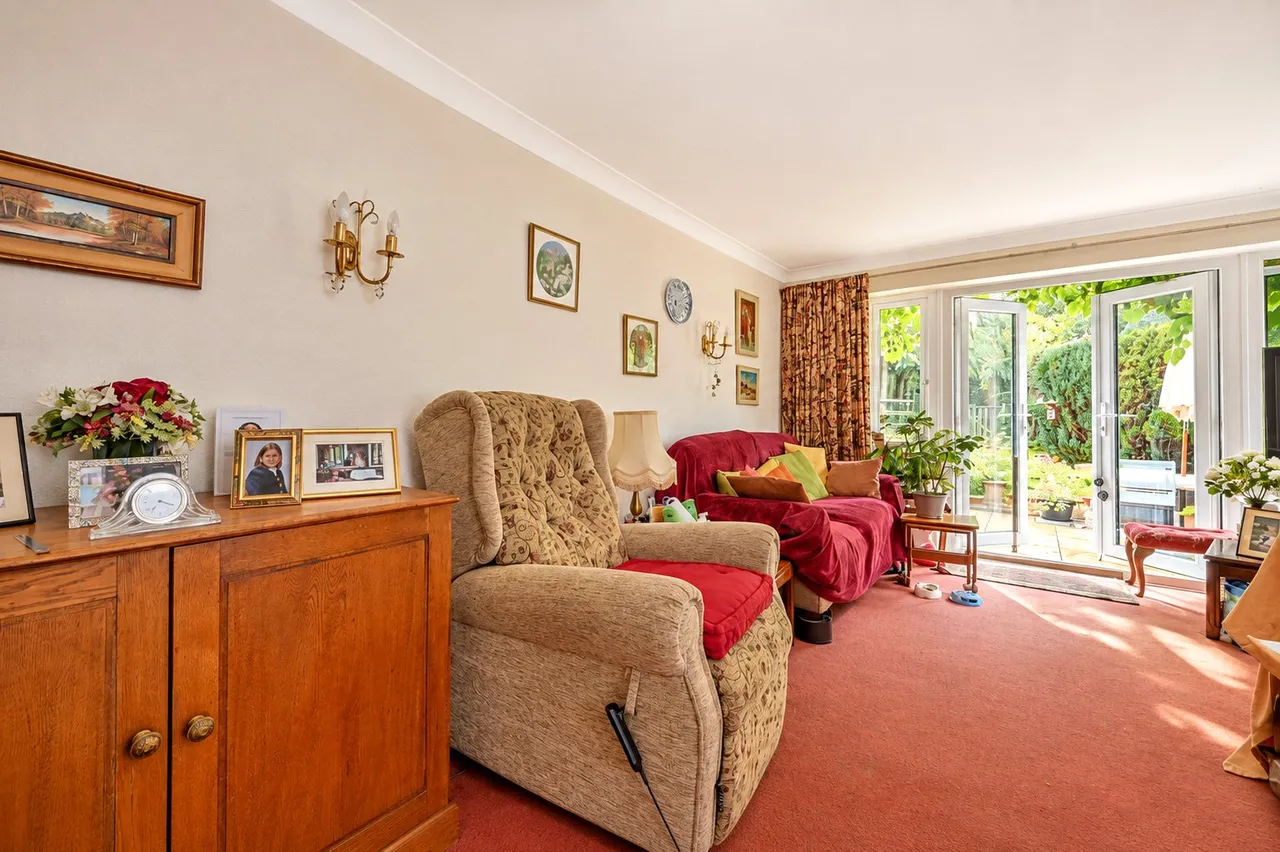Howard Ridge, Burpham, GU4, photo 2