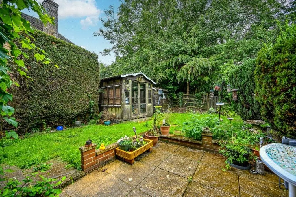 Howard Ridge, Burpham, GU4, photo 10