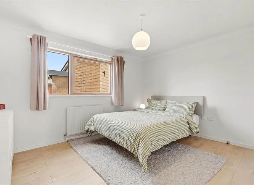 Muir Road, Clapton, E5, photo 2