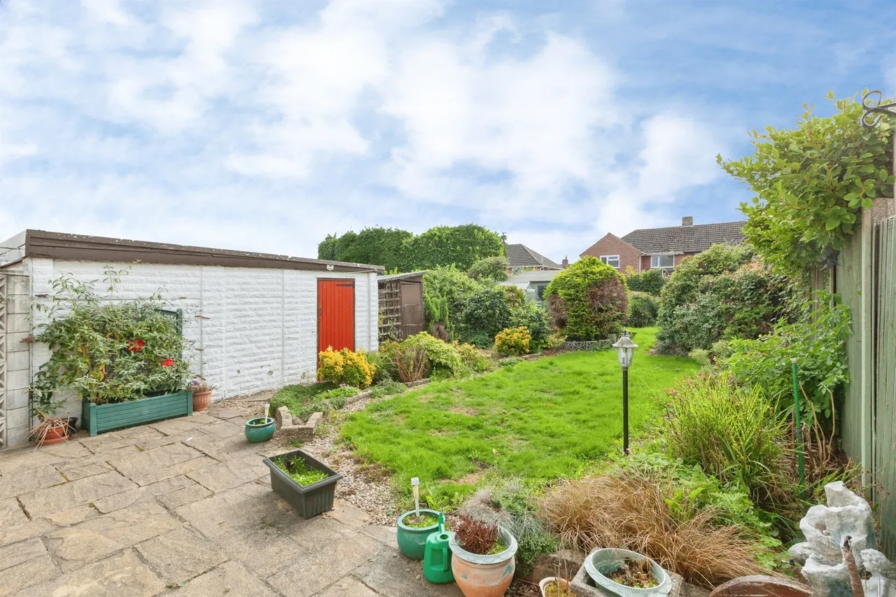 Dorset Avenue, Wigston, LE18, photo 18