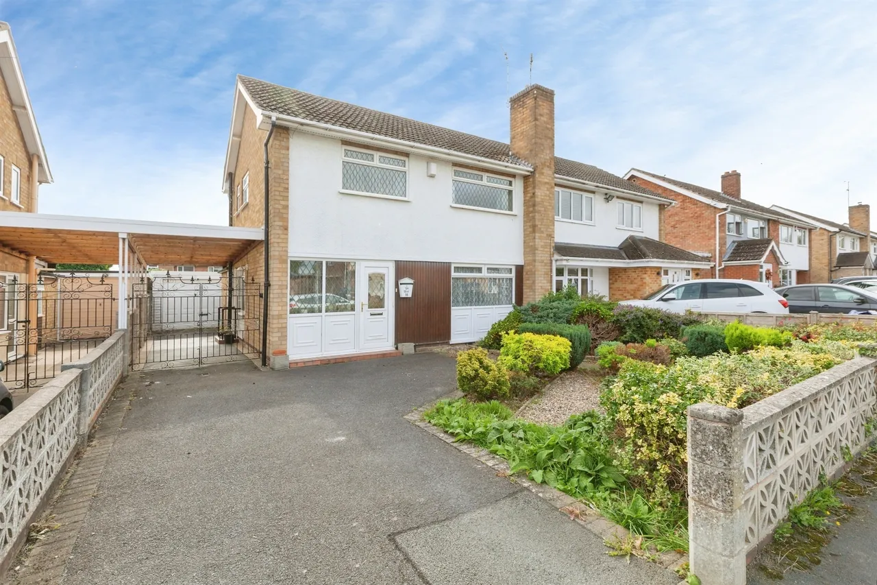 3 bed house for sale, Dorset Avenue, Wigston, LE18