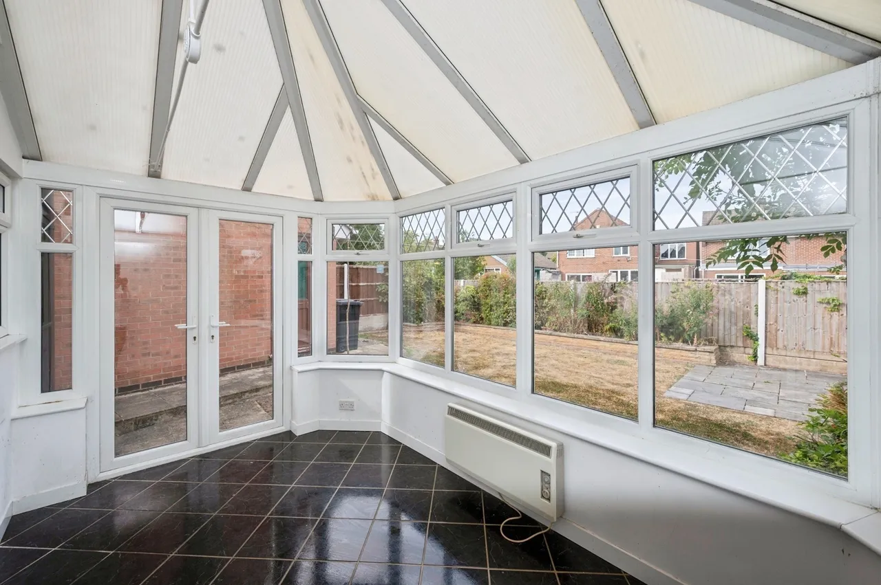 Hammersmith Close, Nuthall, Nottingham, Nottinghamshire, NG16, photo 16