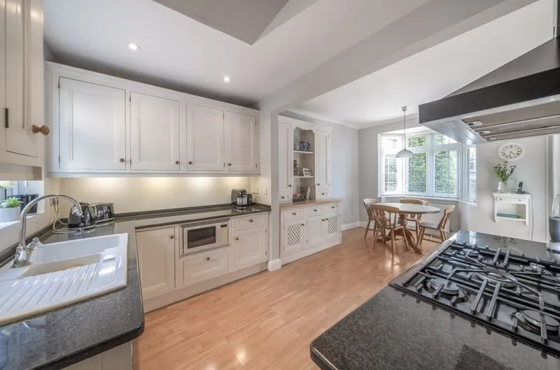 Purley Bury Avenue, Purley CR8 1JE, photo 5