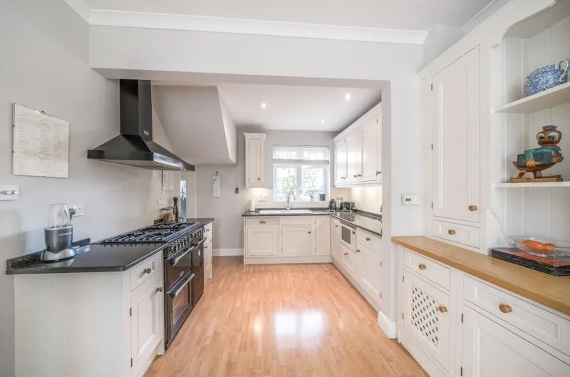 Purley Bury Avenue, Purley CR8 1JE, photo 7