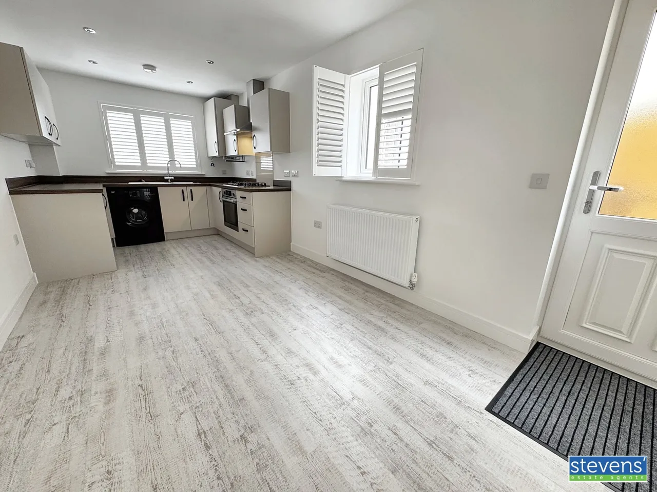 Foxglove Court, North Tawton, EX20, photo 4