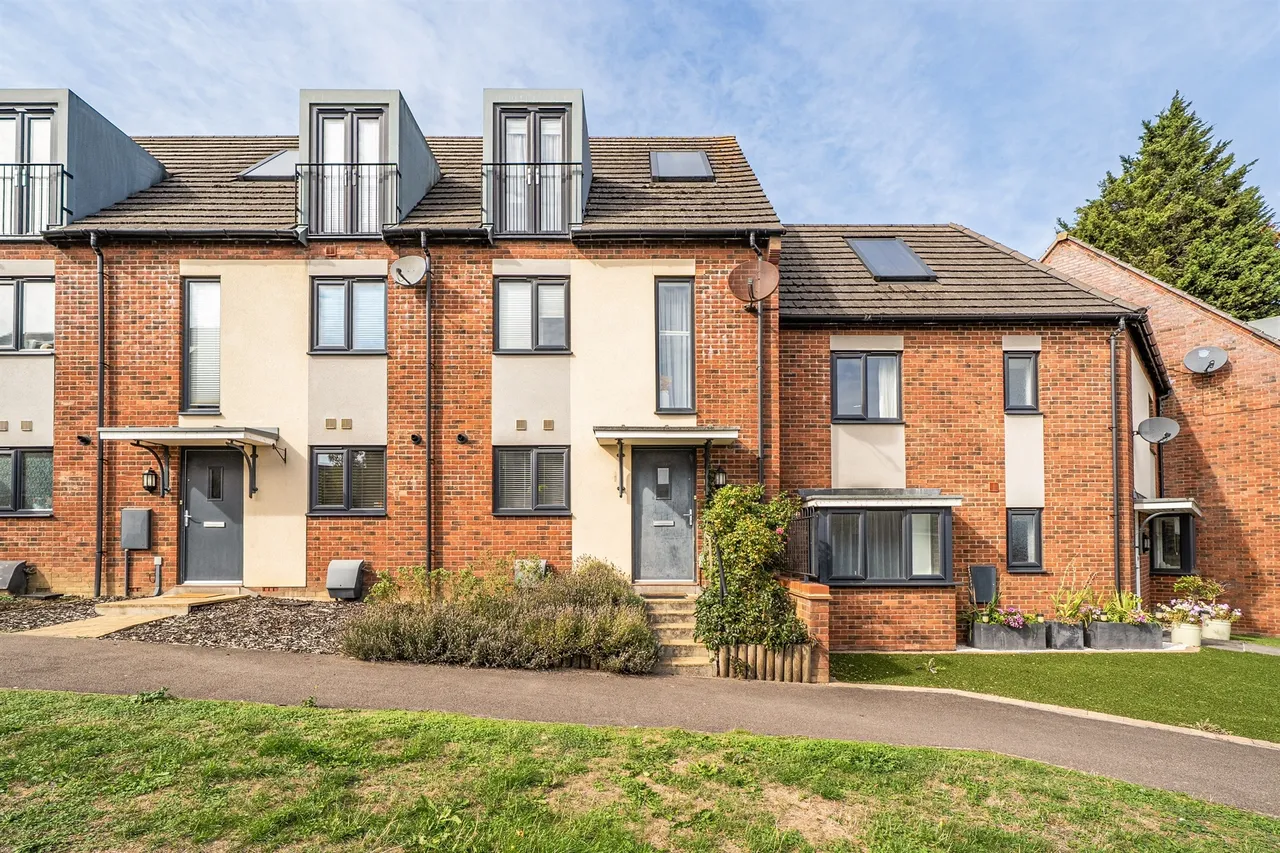 3 bed house for sale, Neptune Road, Wellingborough, NN8