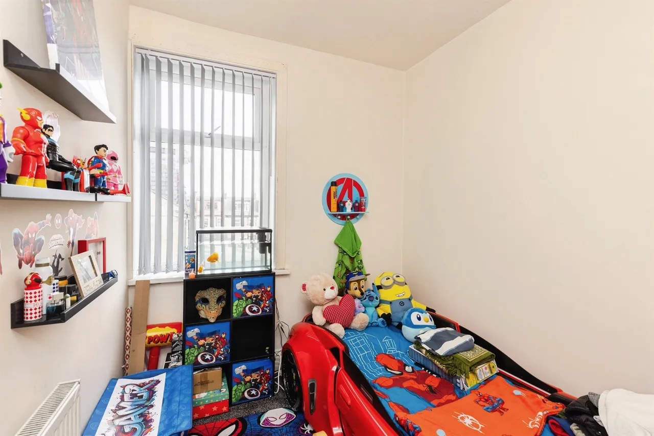 Lytton Road, Bradford, photo 7
