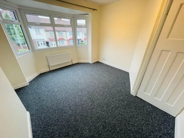 Vicarage Road, West Bromwich, B71, photo 9
