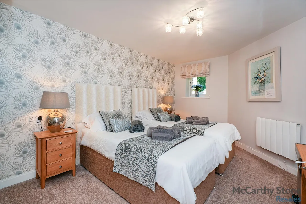 Parsonage Lane, Brighouse, HD6, photo 21