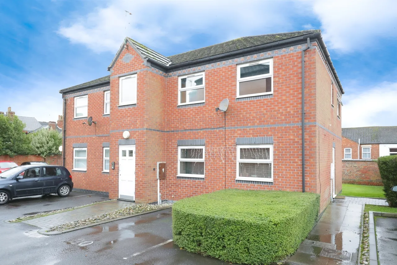 Cambridge Street, Rugby, photo 9