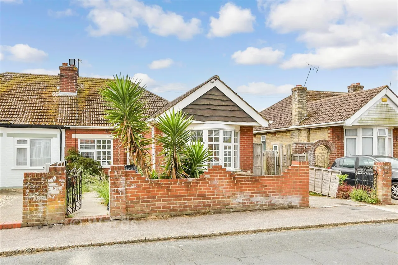 3 bed house for sale, Marrose Avenue, Ramsgate, CT12