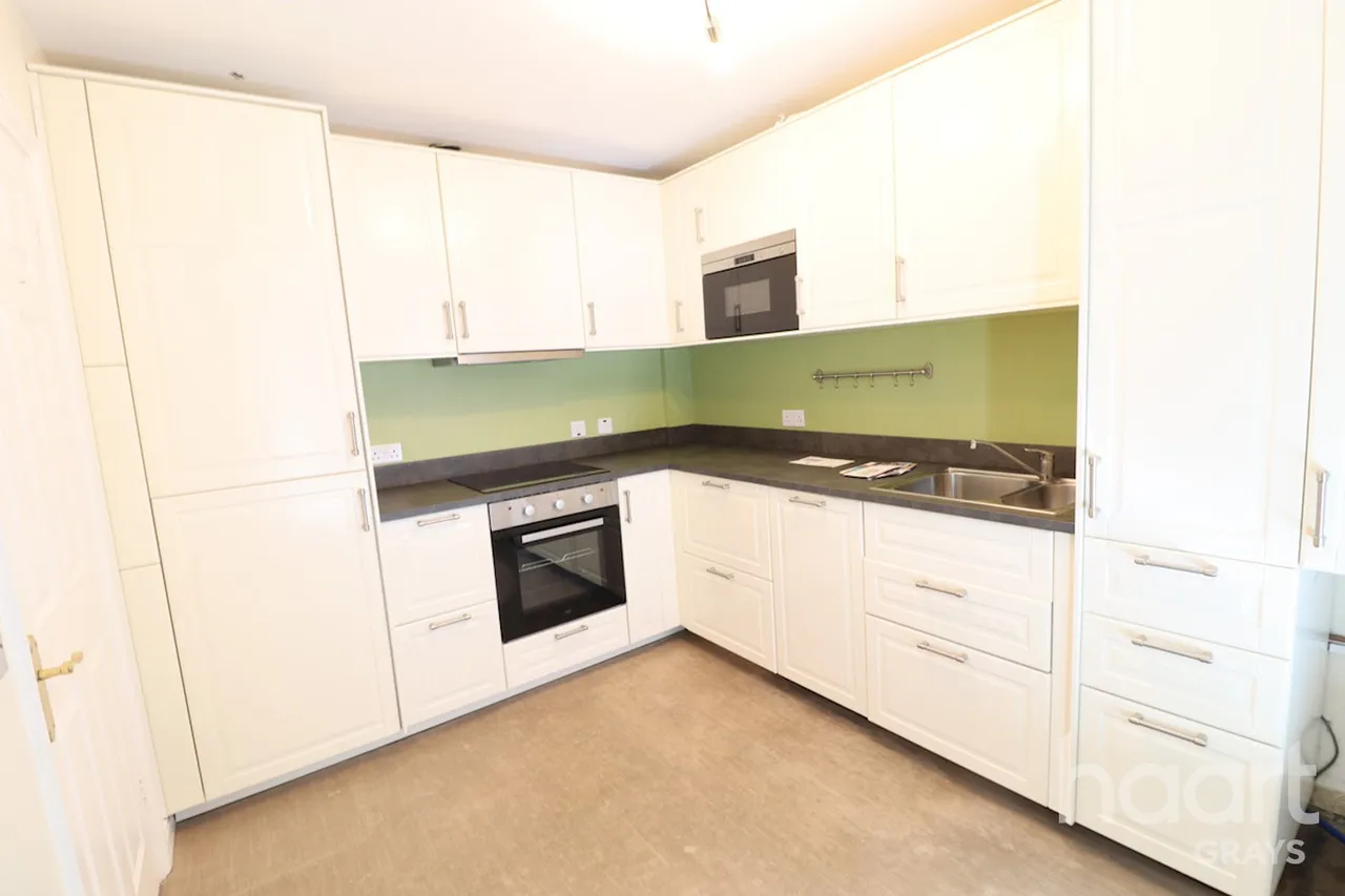 Grays, RM16, photo 2